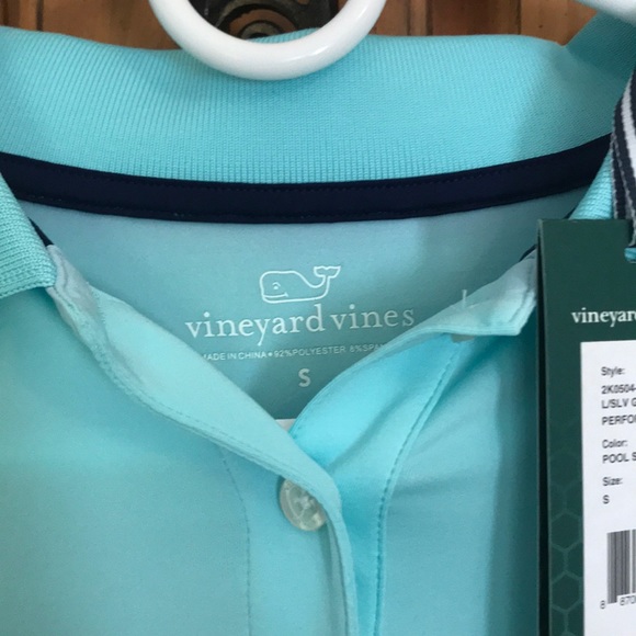 Vineyard Vines long sleeve shirt. - Picture 3 of 3